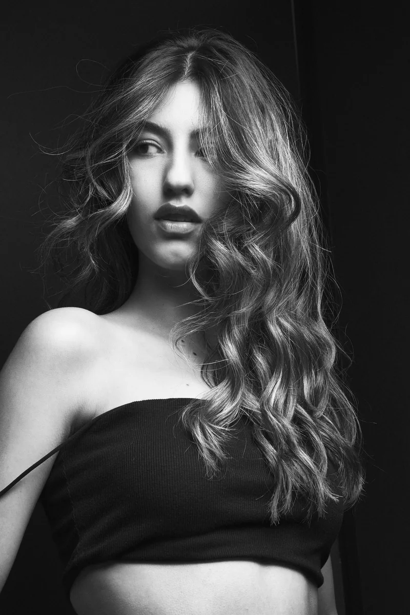 Monochrome, frame 2 of 5