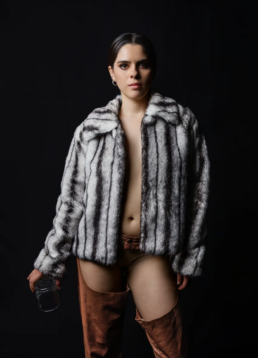 Rebozo, frame 8 of 12