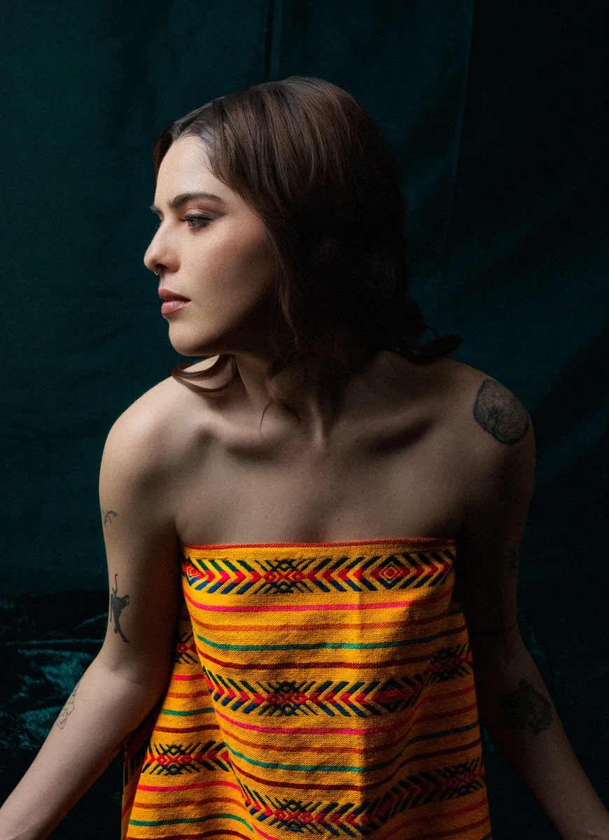 Rebozo, frame 10 of 12