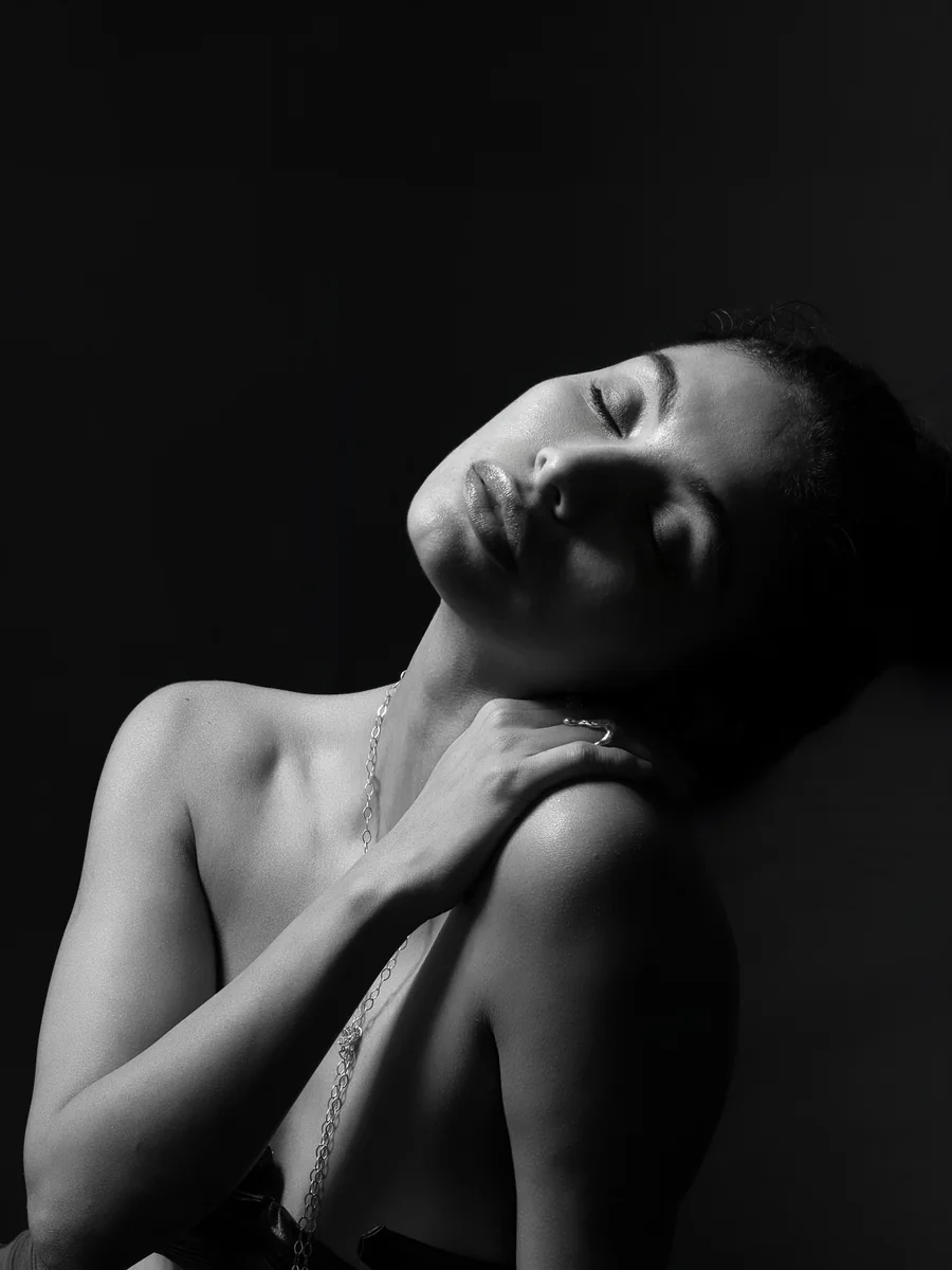 Sin, Lust, Love, Power, frame 4 of 10